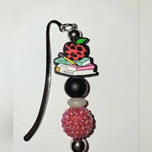 📚 NEW BEADED BOOKMARK 📚
